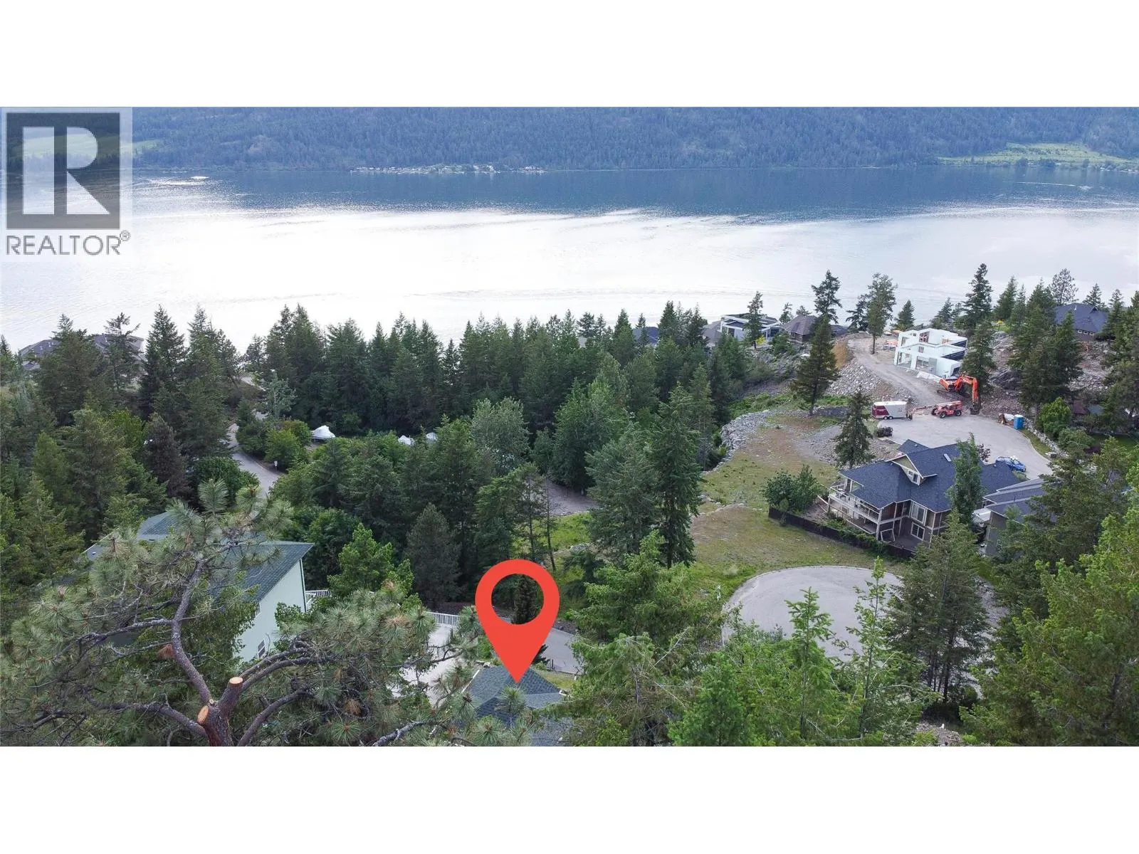 82 Peregrine Way