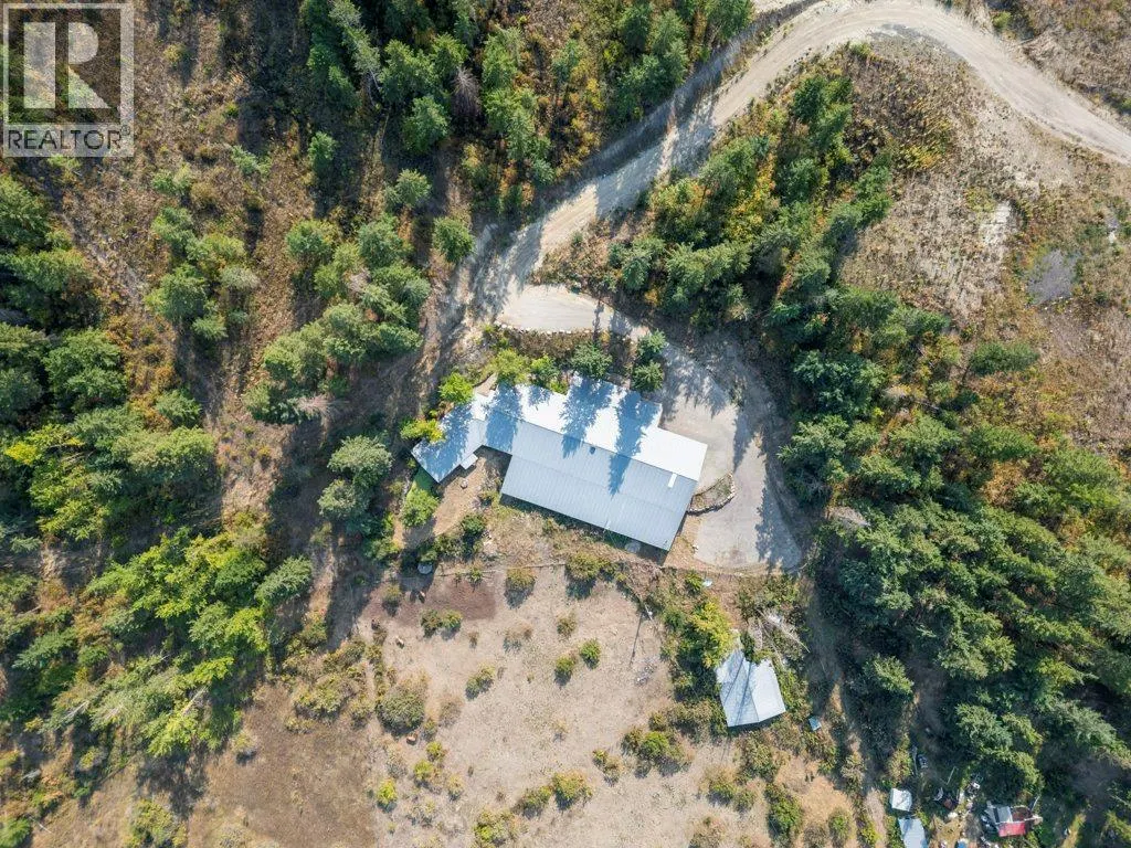3298 Upper McLeod Road