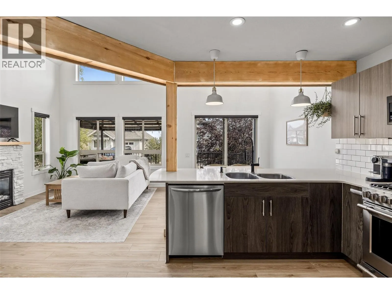 6748 Verona Loop Unit# 325
