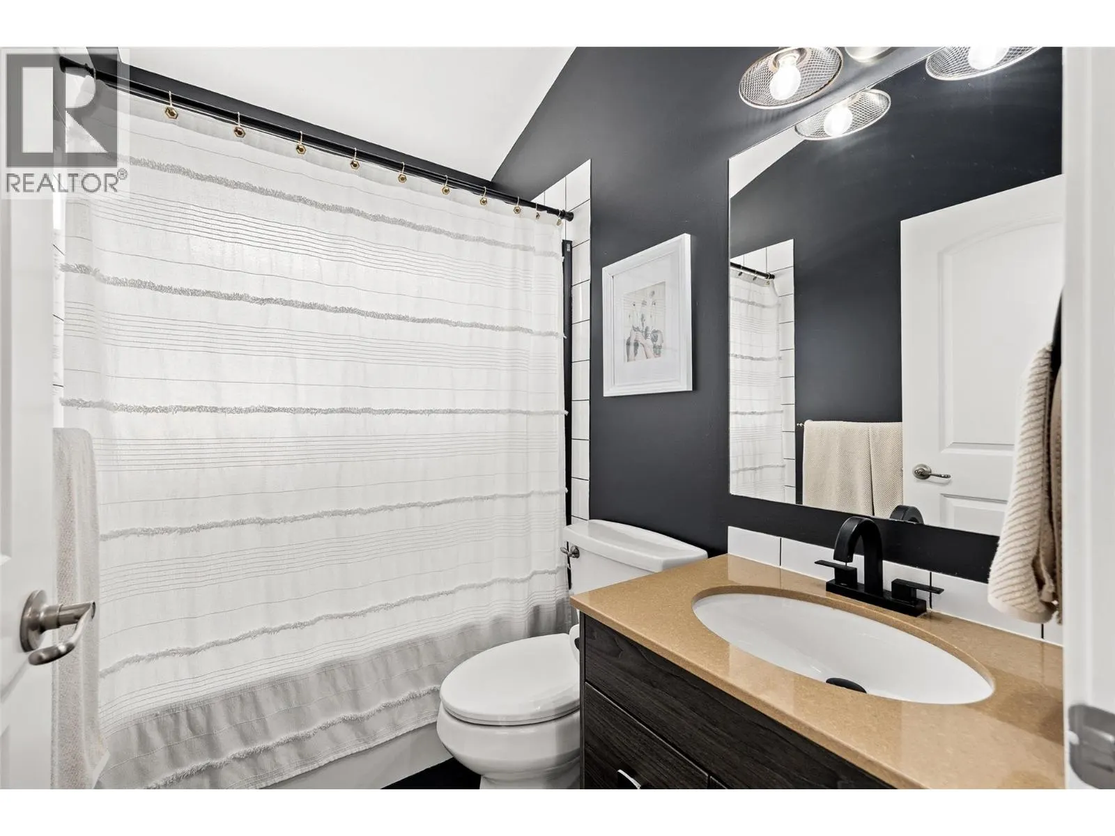 6748 Verona Loop Unit# 325