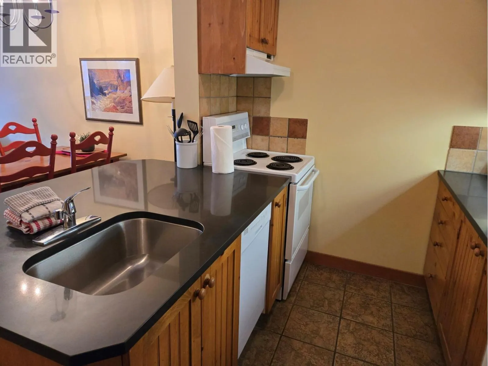 2080 Summit Drive Unit# 108