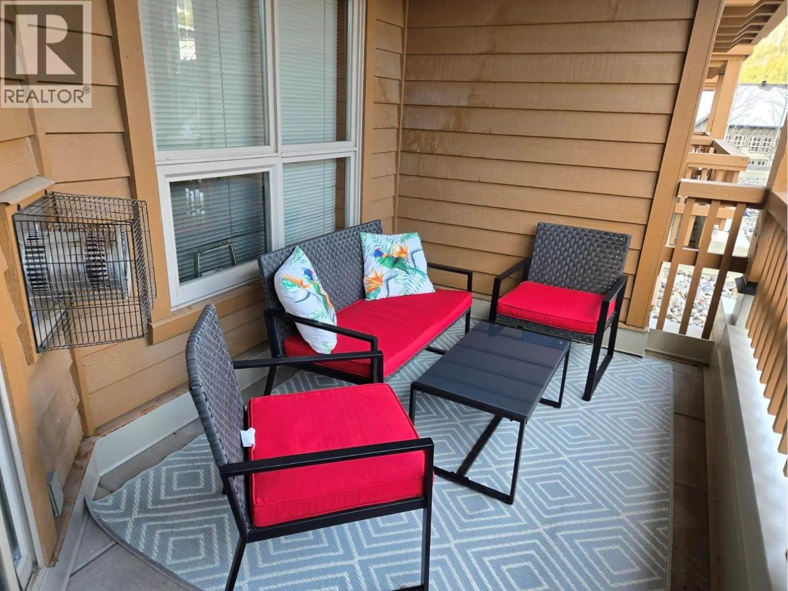 2080 Summit Drive Unit# 108