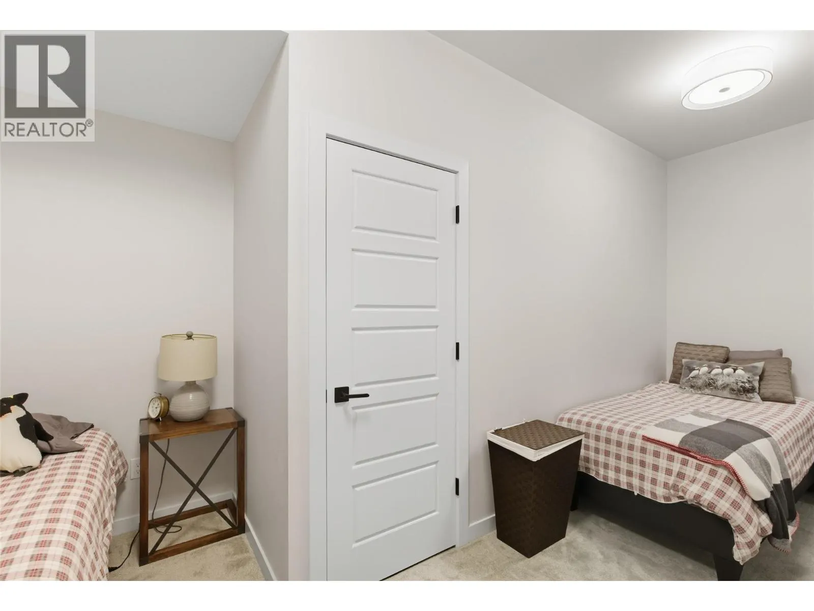 260 Rue Cheval Noir Unit# 17