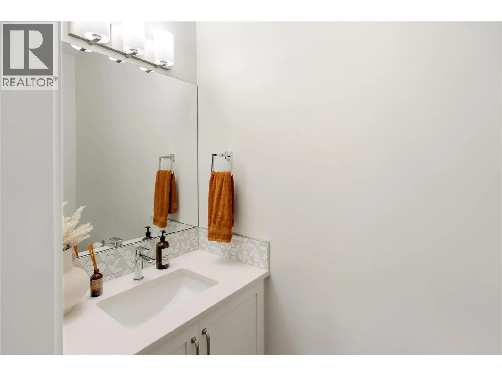 1033 Stockwell Avenue Unit# 1