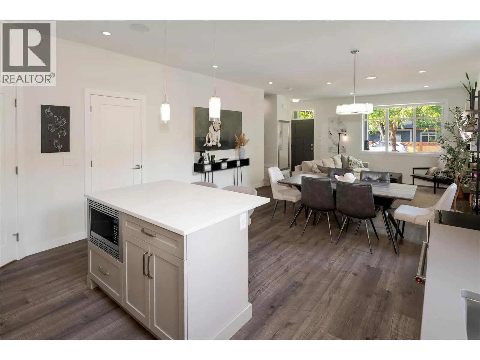 1033 Stockwell Avenue Unit# 1