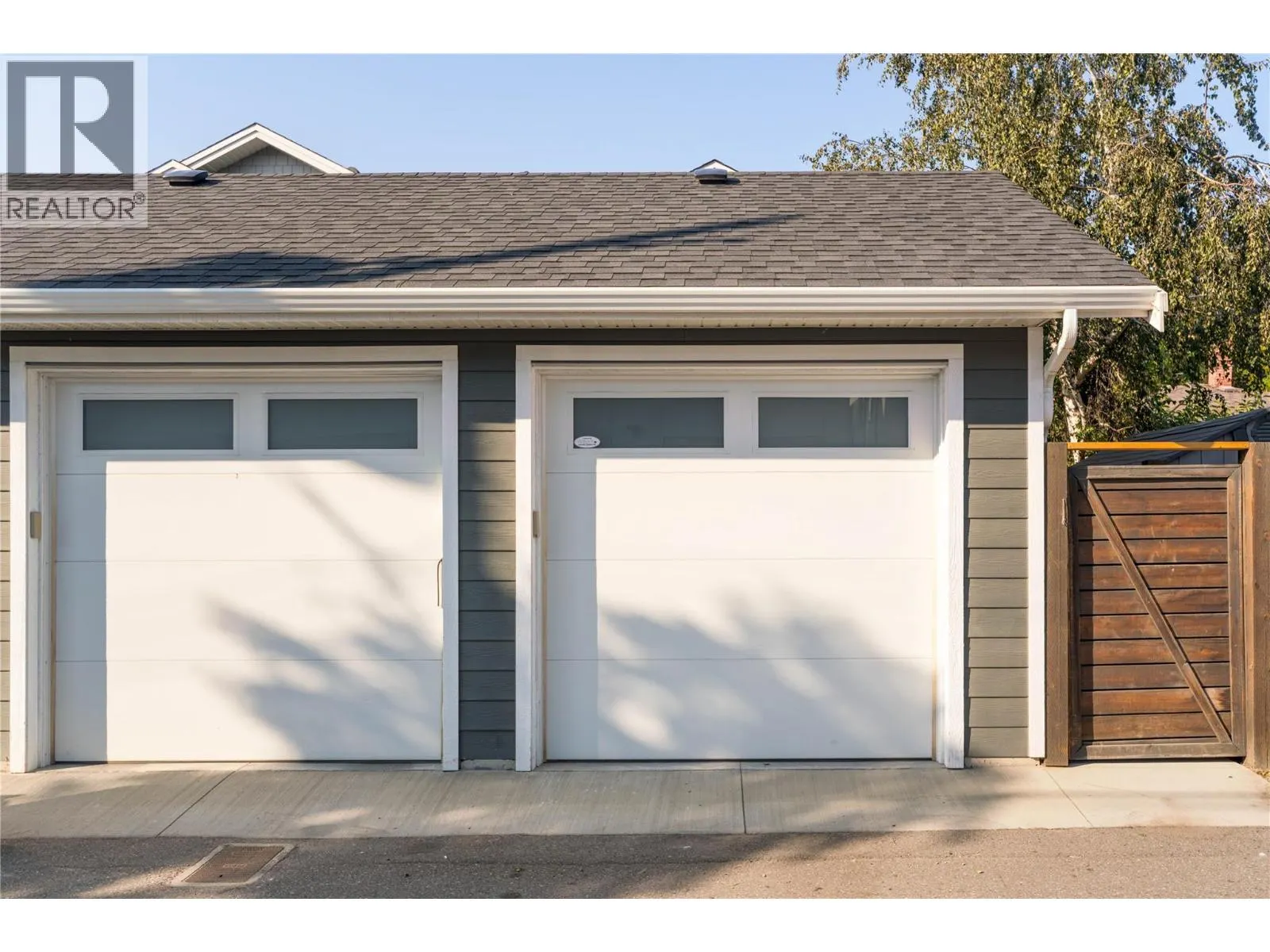 1033 Stockwell Avenue Unit# 1
