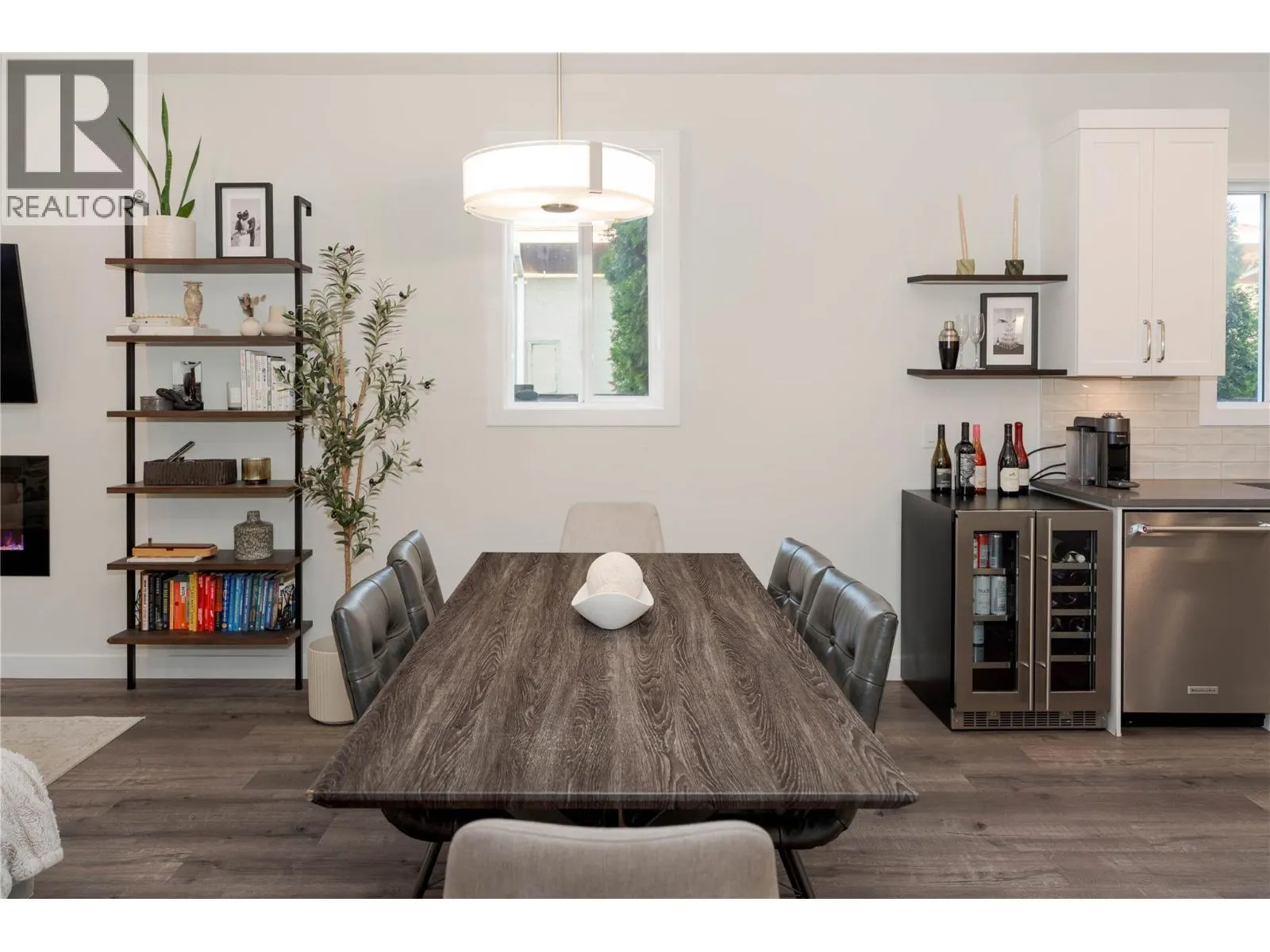 1033 Stockwell Avenue Unit# 1