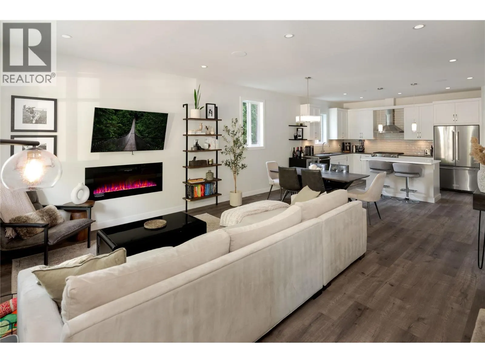 1033 Stockwell Avenue Unit# 1