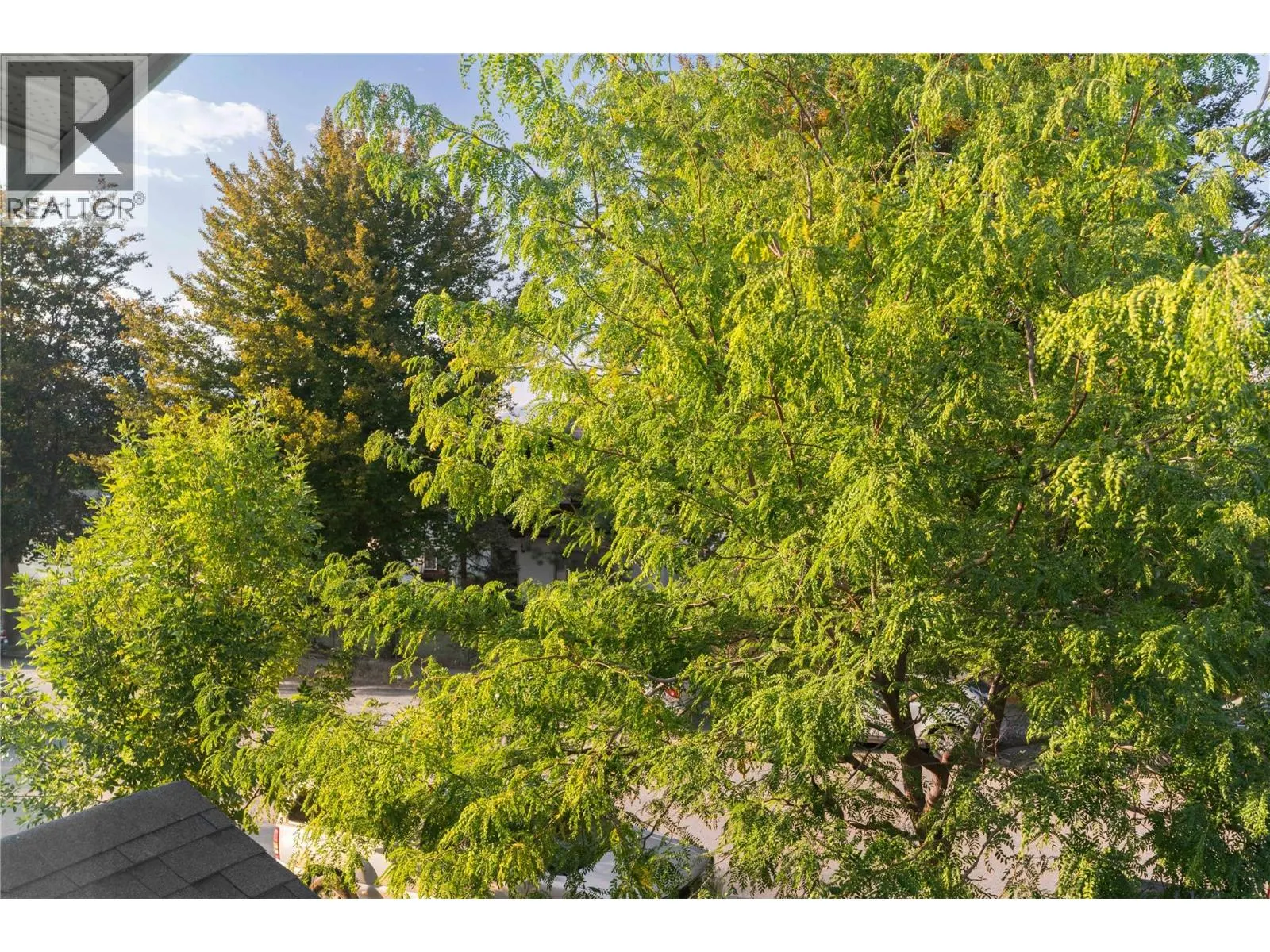 1033 Stockwell Avenue Unit# 1