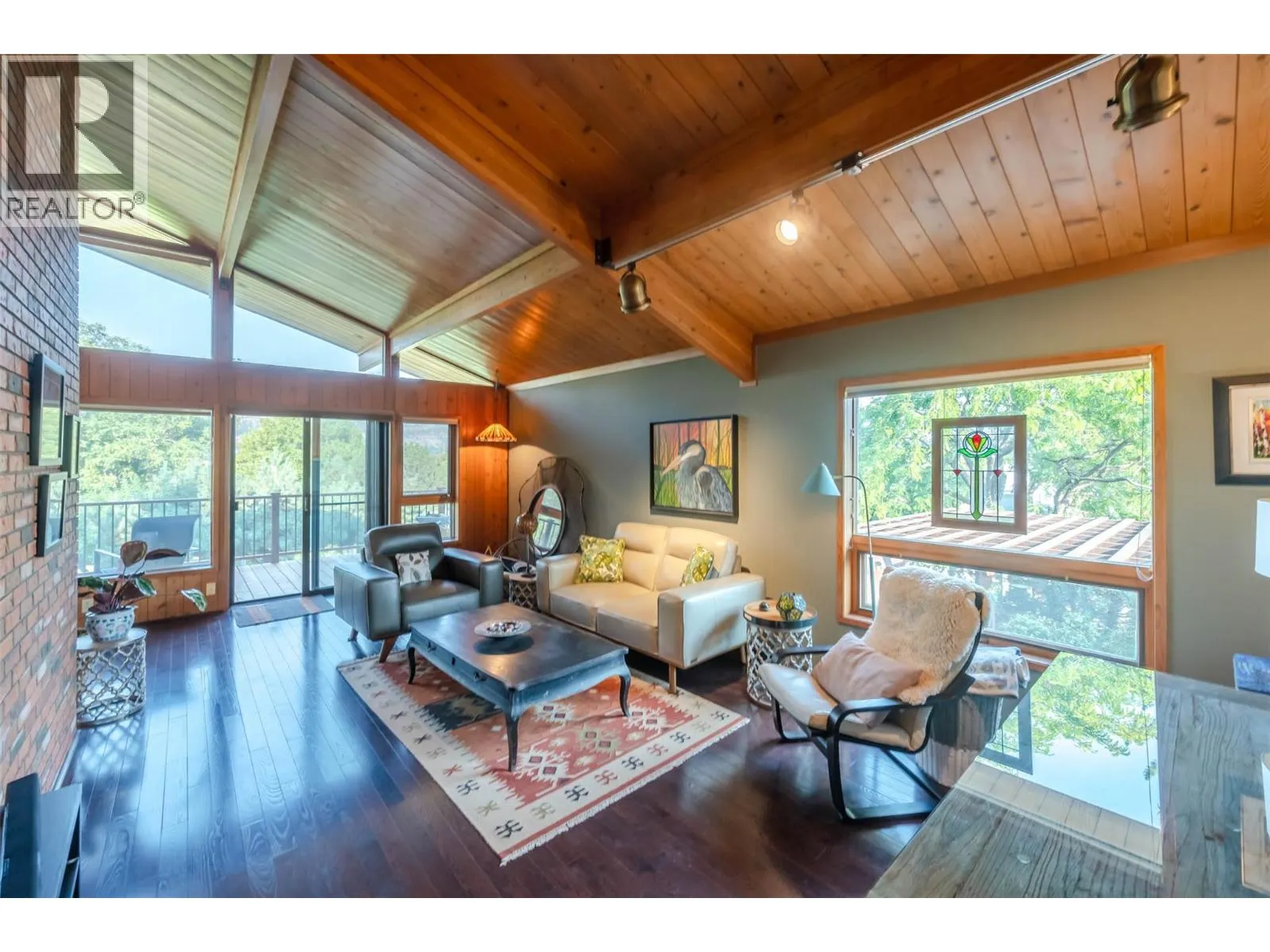 975 Heron Court