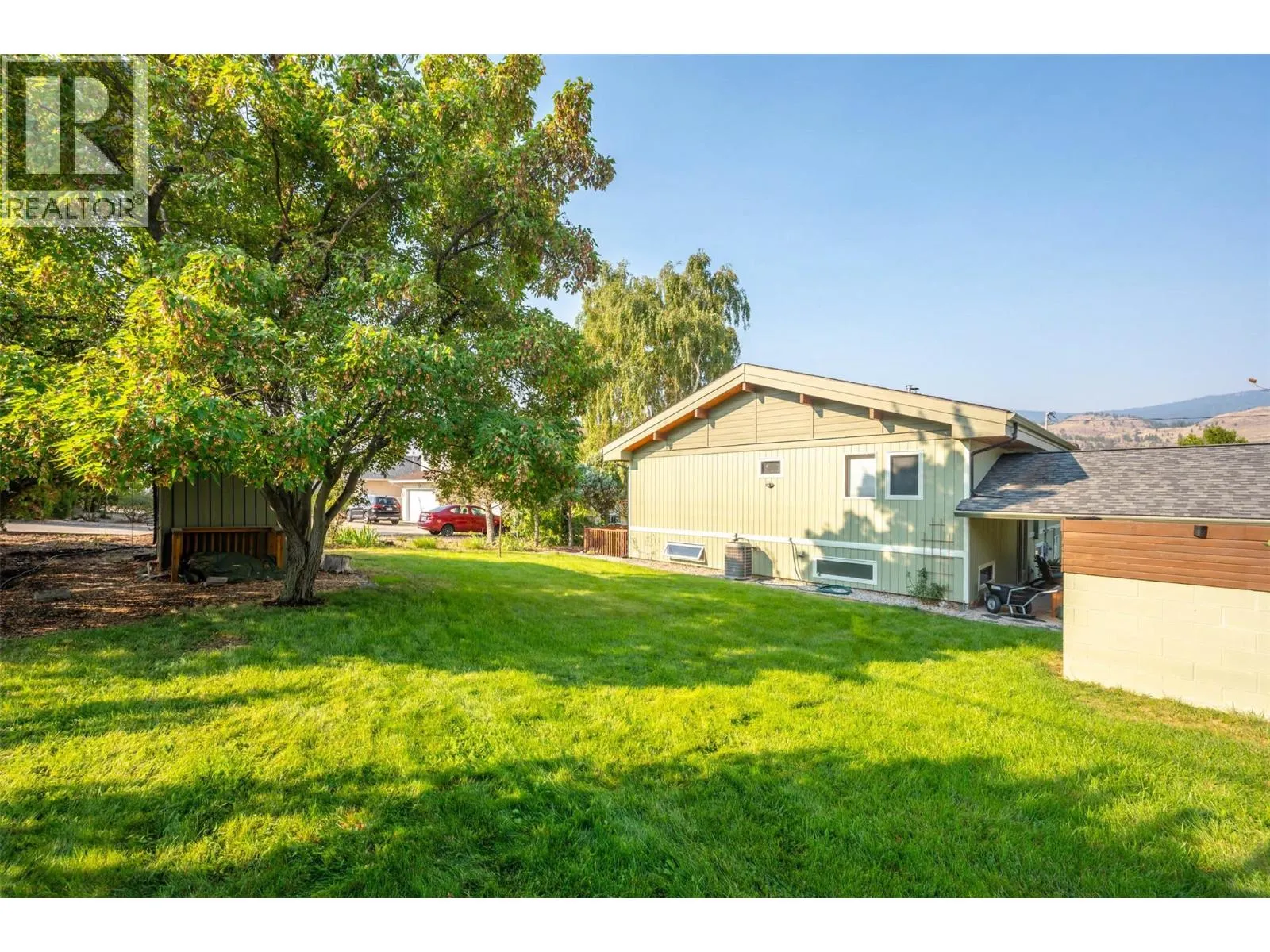 975 Heron Court