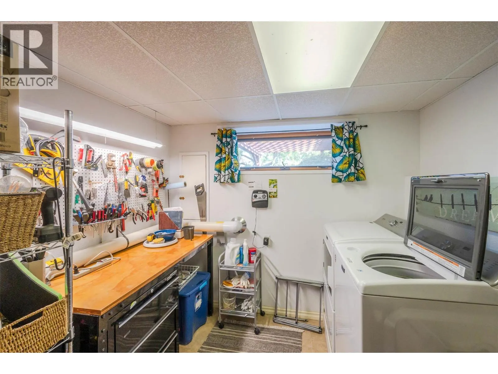 975 Heron Court