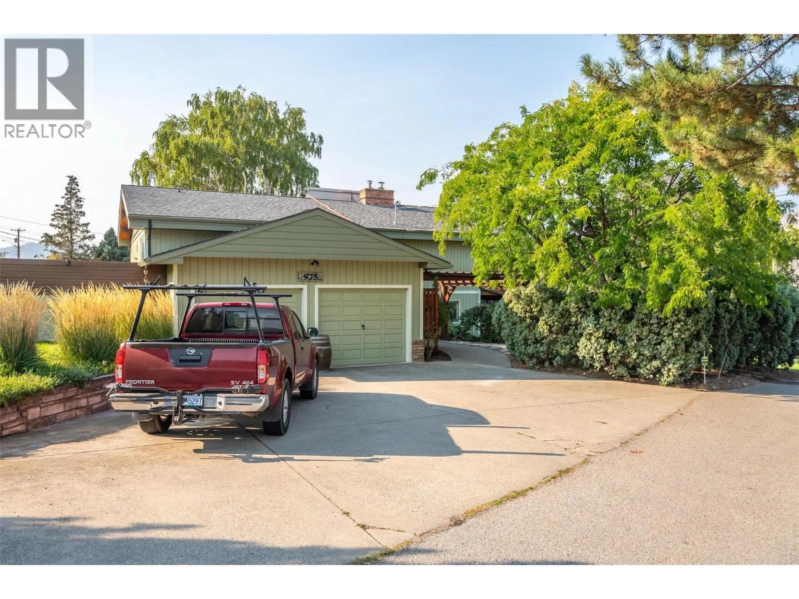975 Heron Court