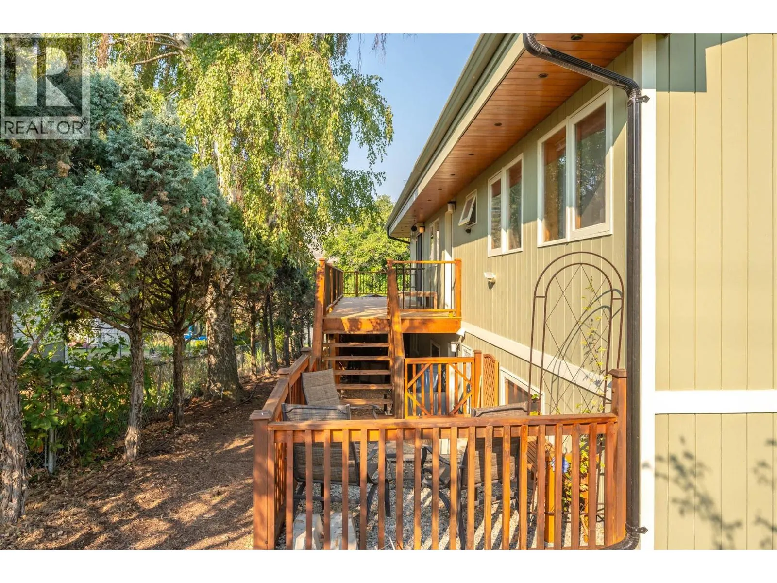 975 Heron Court
