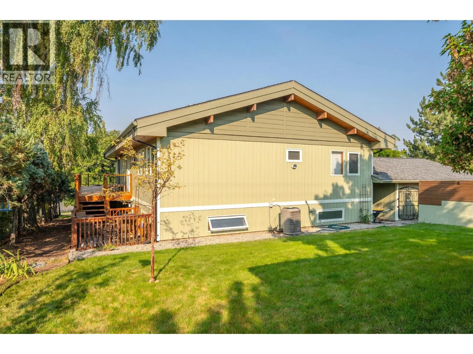 975 Heron Court