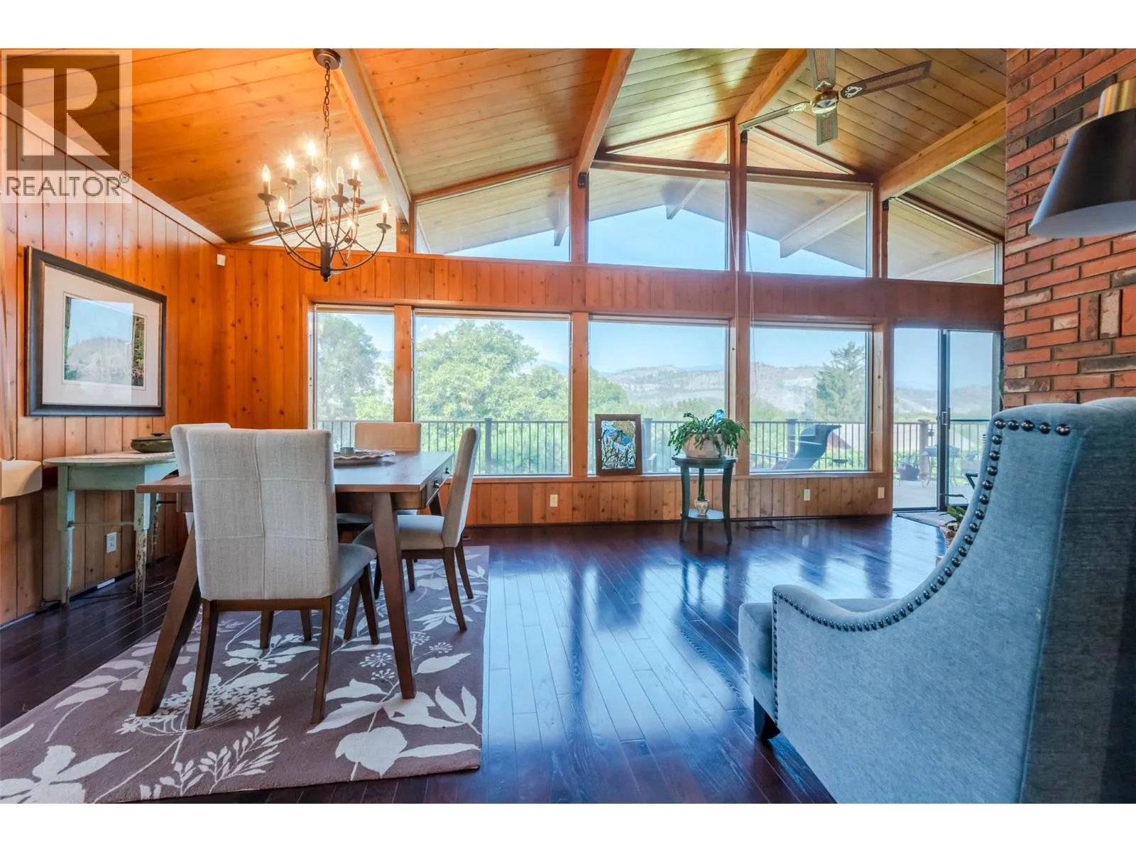 975 Heron Court