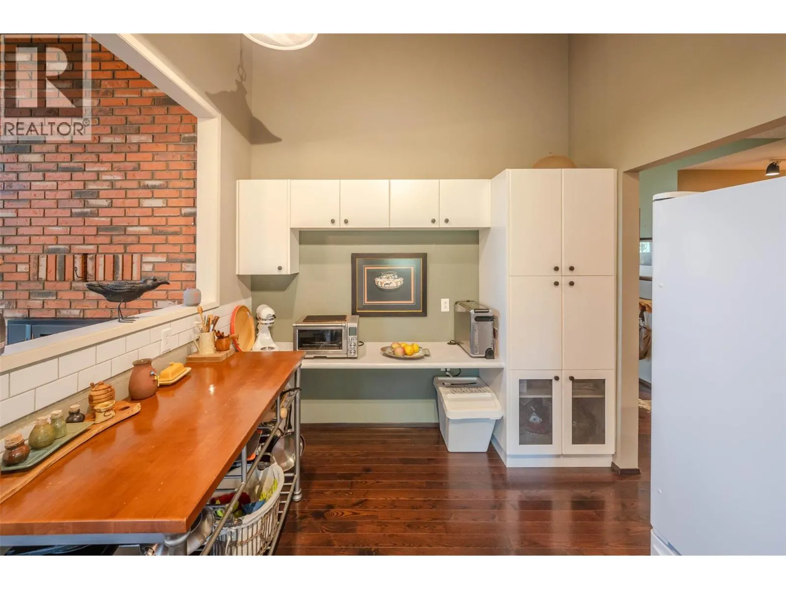 975 Heron Court