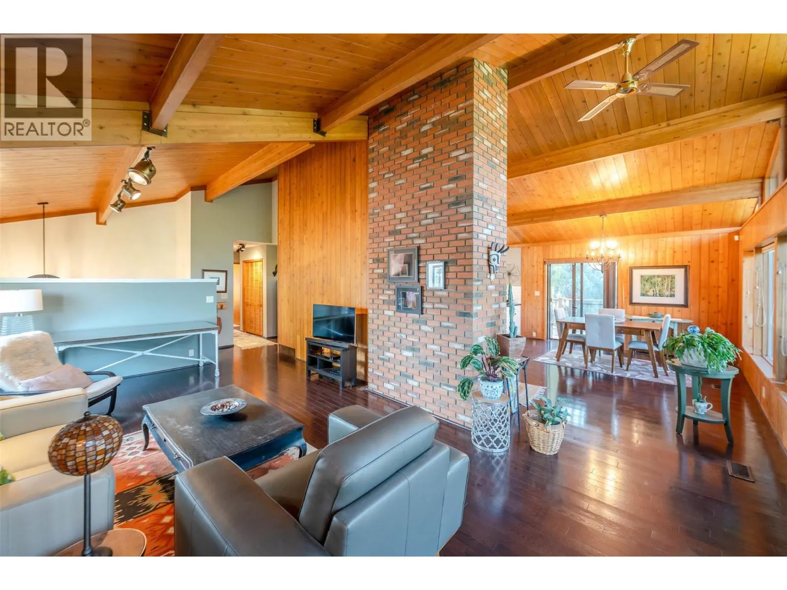 975 Heron Court