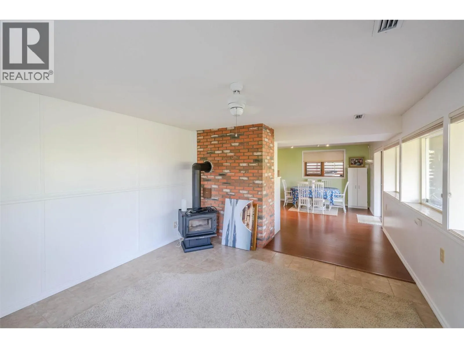975 Heron Court