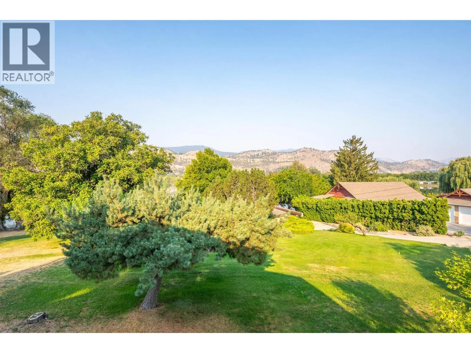 975 Heron Court