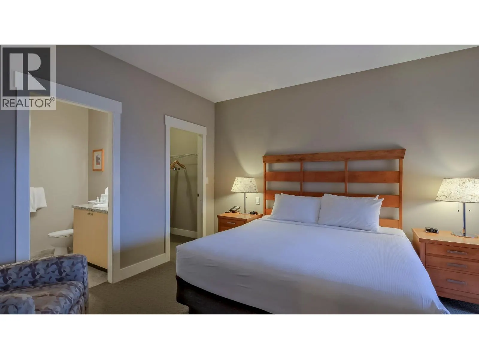 4205 Gellatly Road Unit# 304