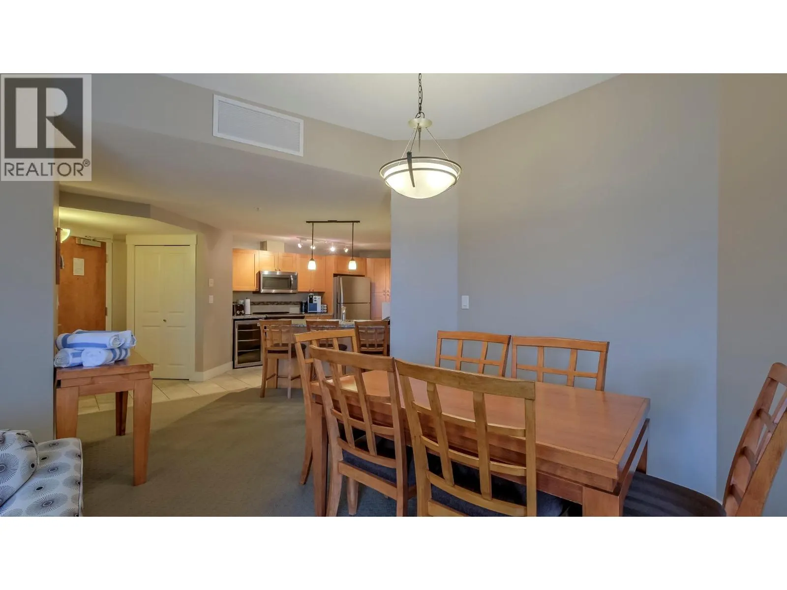 4205 Gellatly Road Unit# 304