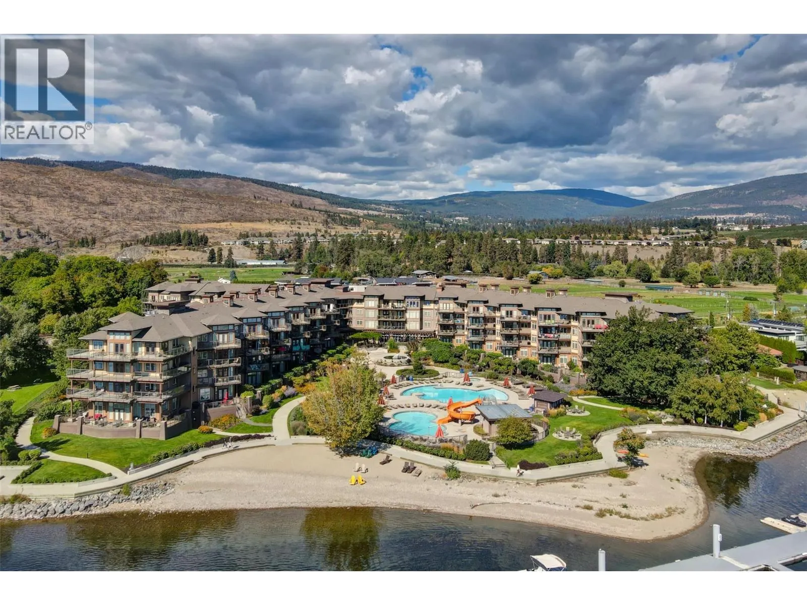 4205 Gellatly Road Unit# 304