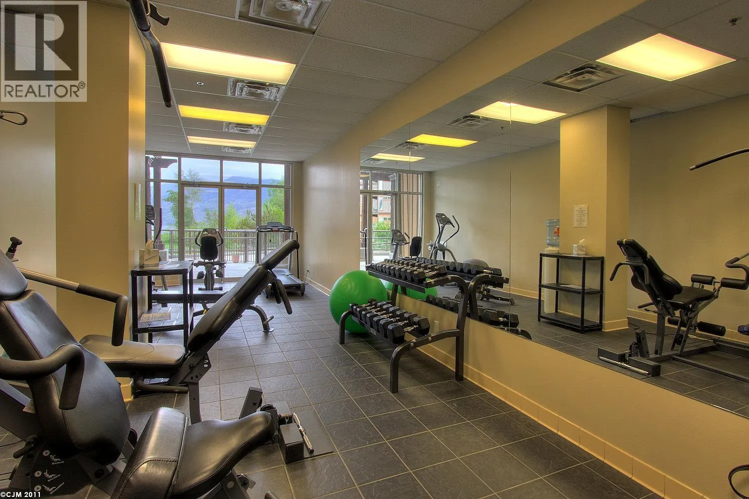 4205 Gellatly Road Unit# 304