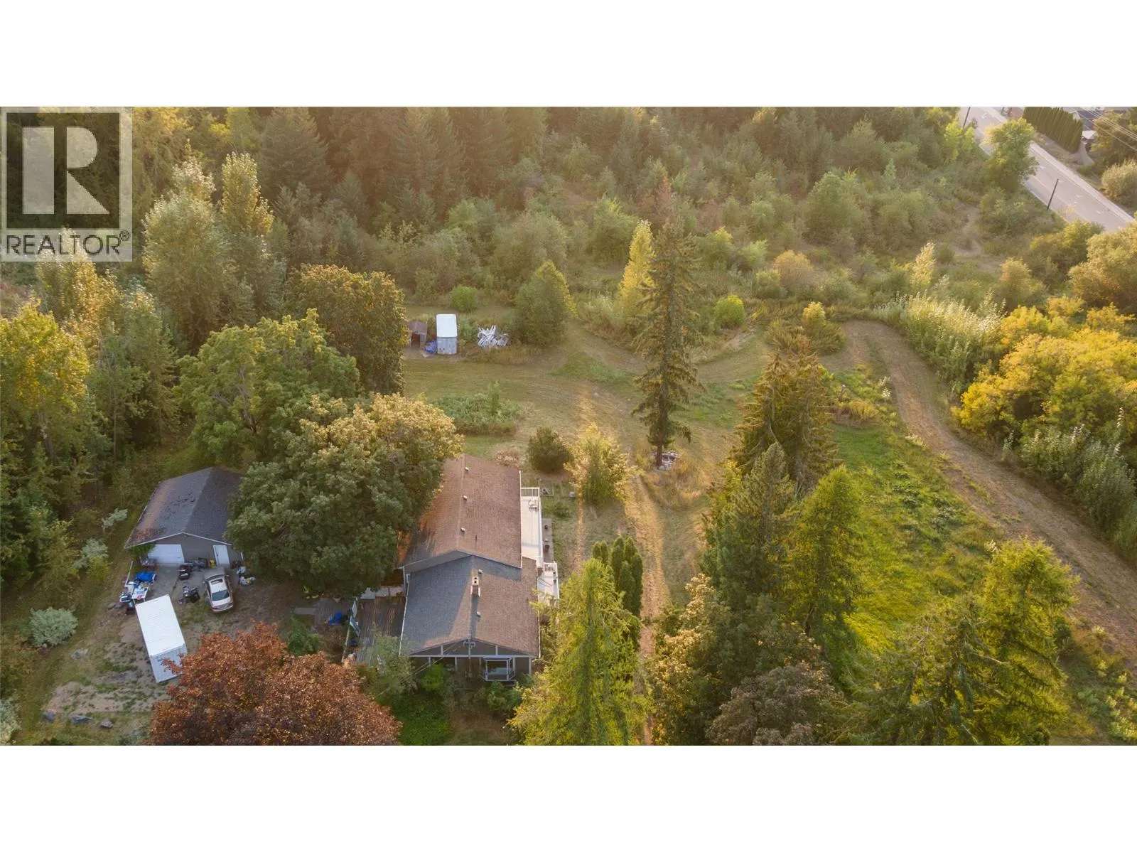 1121 Shuswap Street SW
