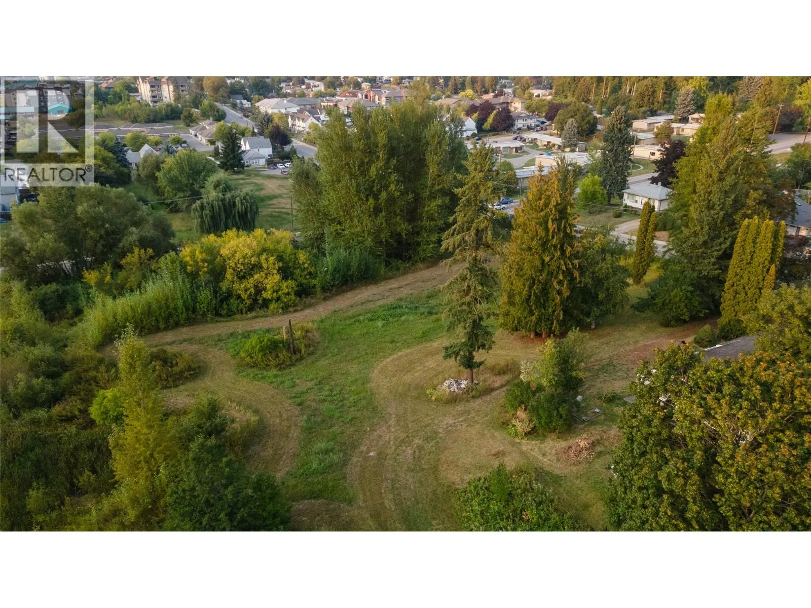 1121 Shuswap Street SW