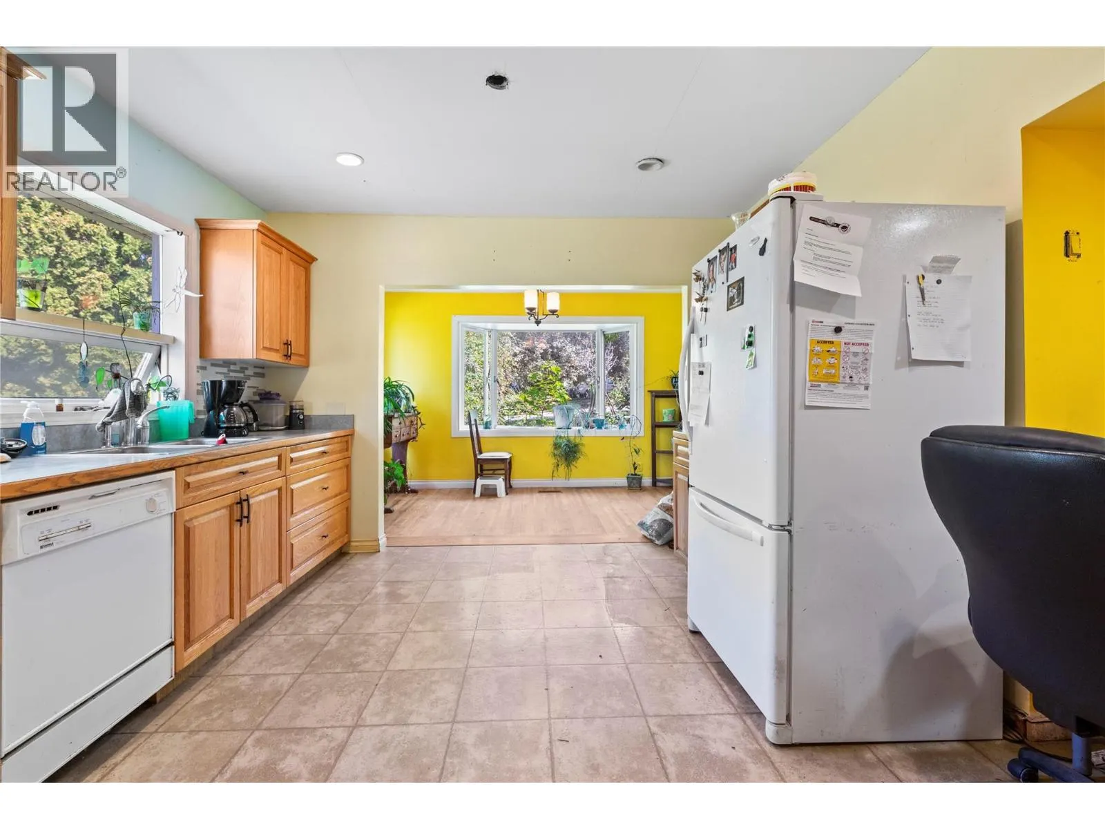 1121 Shuswap Street SW