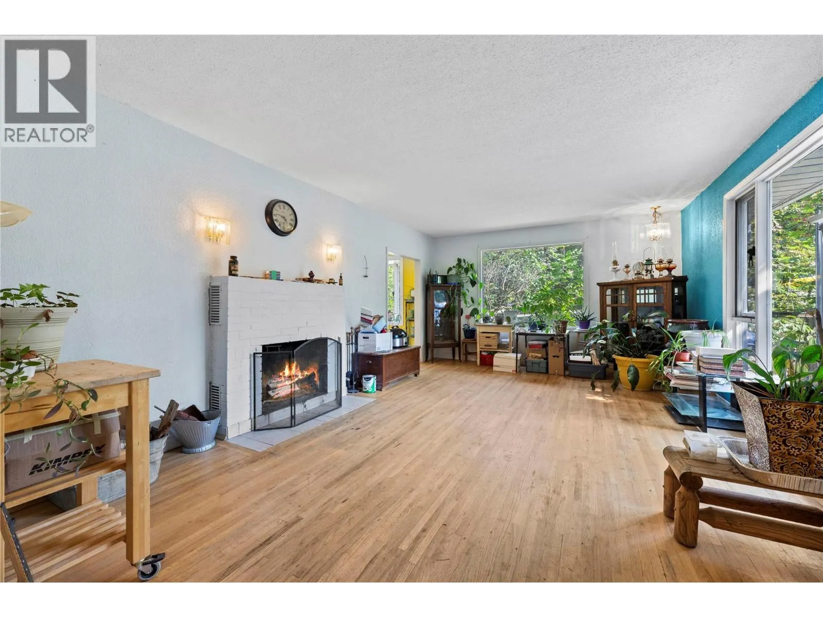 1121 Shuswap Street SW
