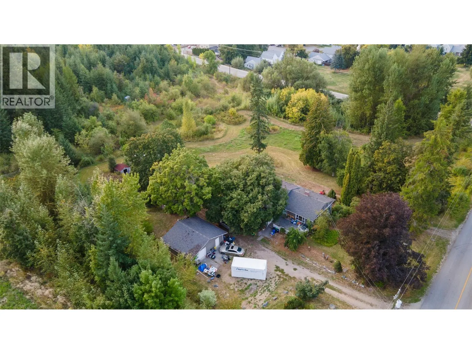 1121 Shuswap Street SW