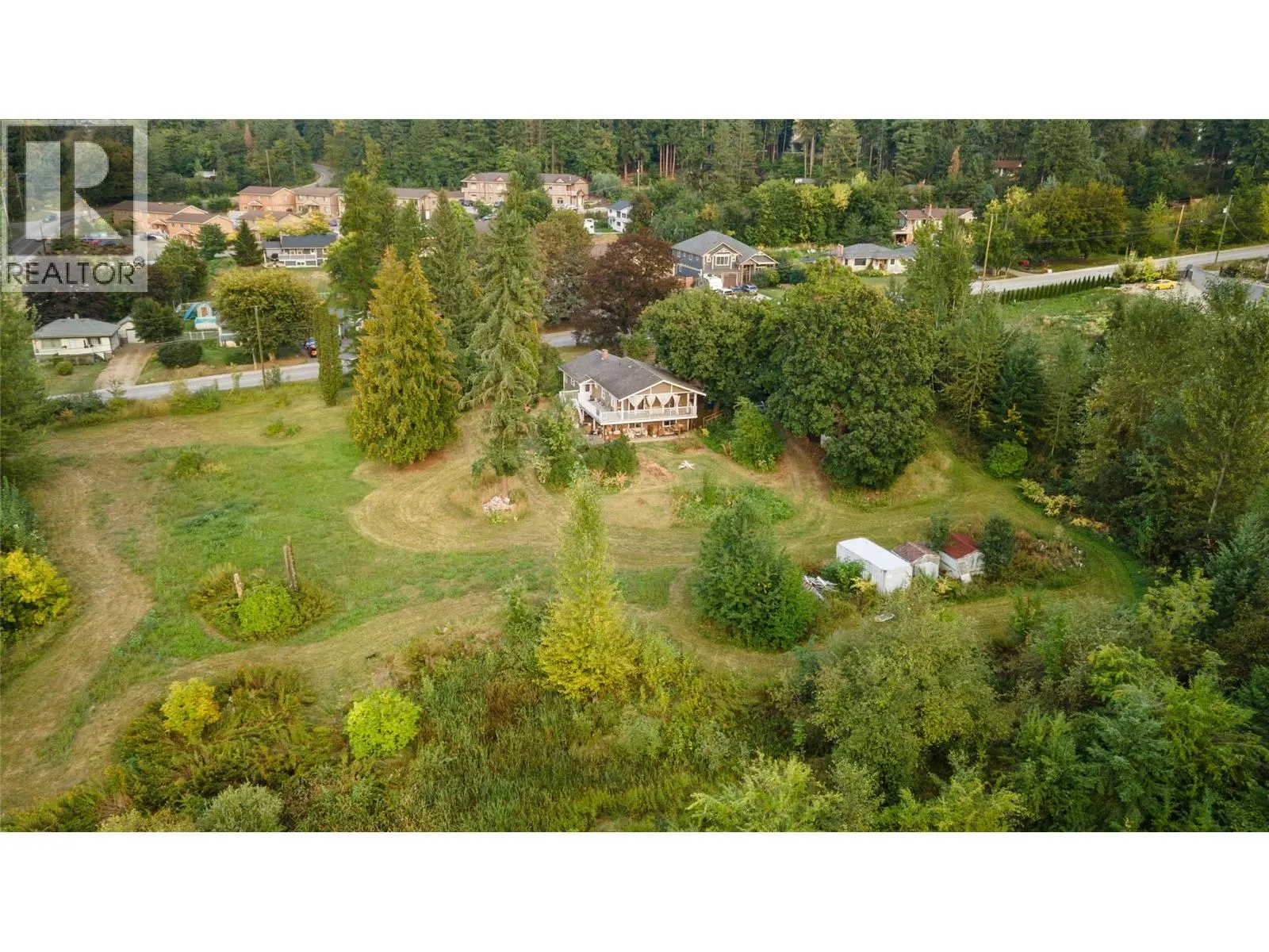1121 Shuswap Street SW