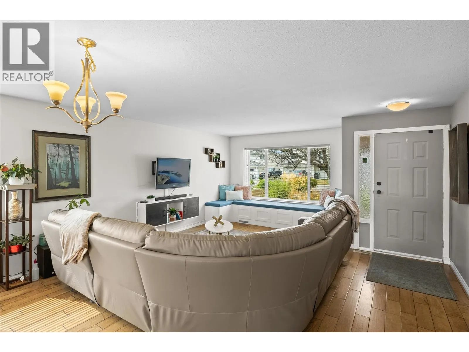 2671 Applegreen Court