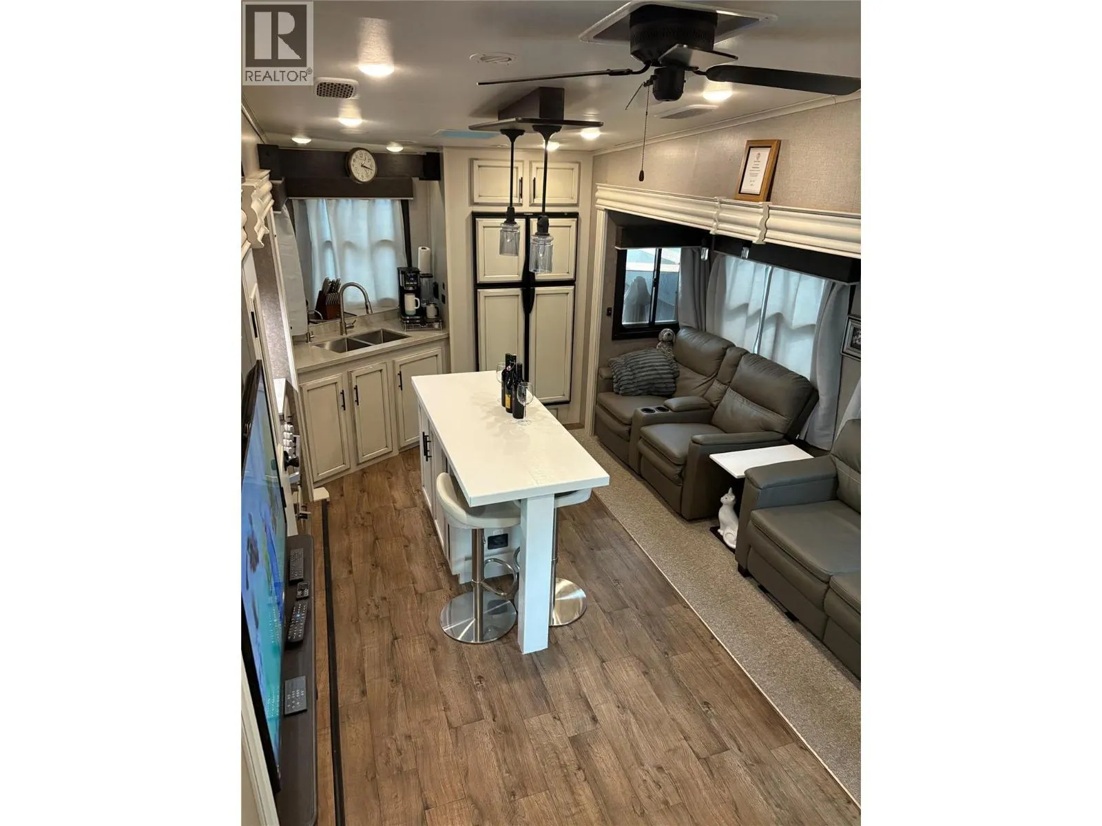 415 Commonwealth Road Unit# 713