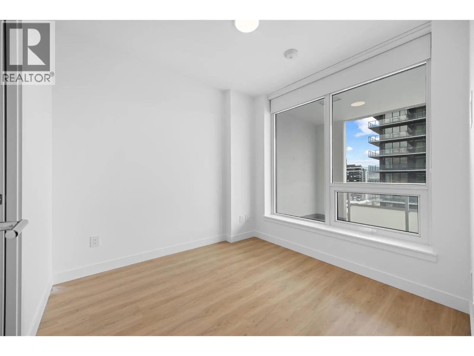 238 Leon Avenue Unit# 1503