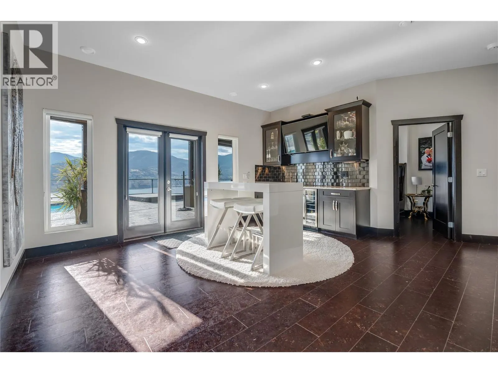 174 Vintage Boulevard