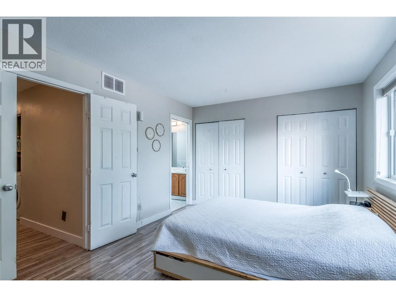 1995 Burtch Road Unit# 156