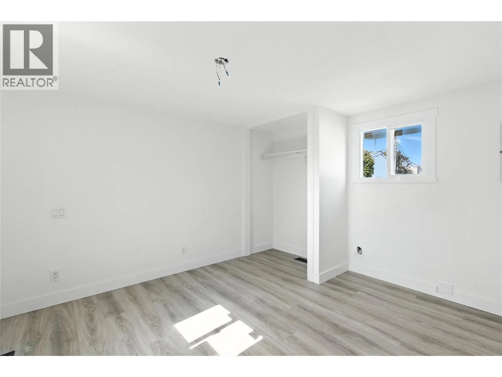 771 Athabasca Street E Unit# 23