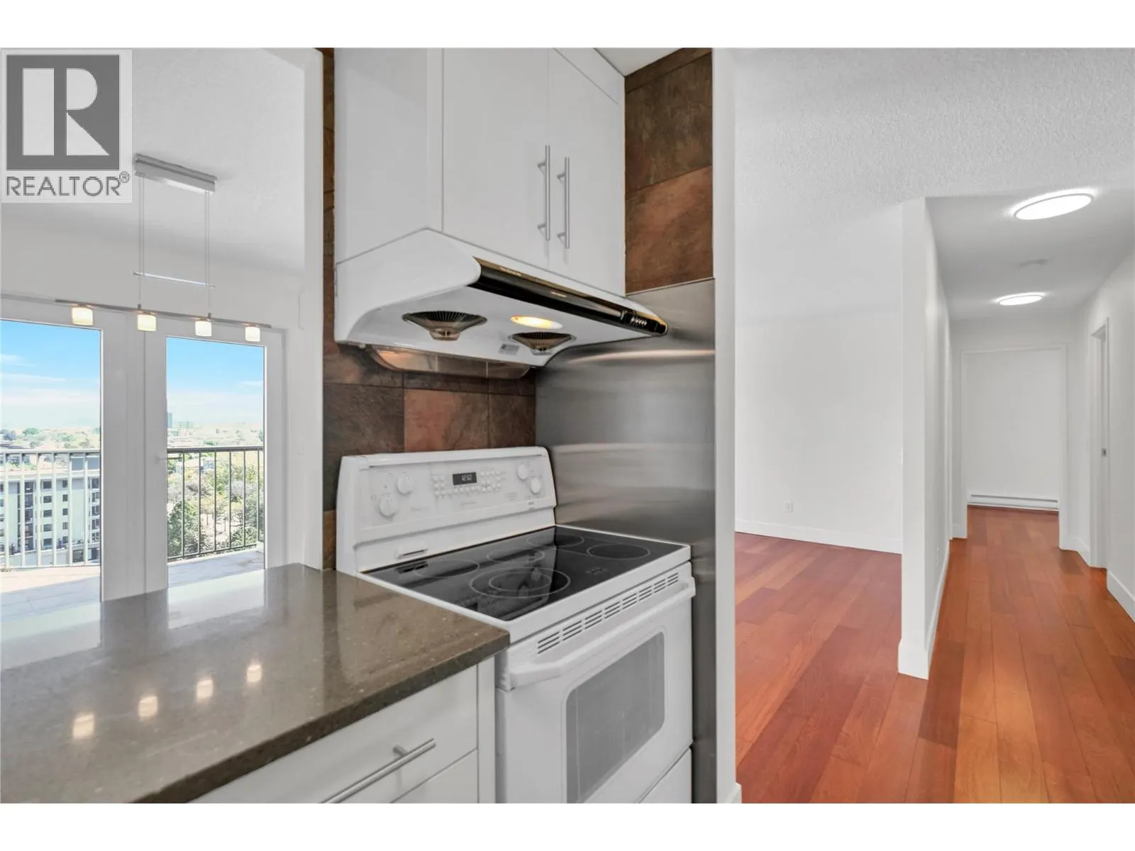 737 Leon Avenue Unit# 1206