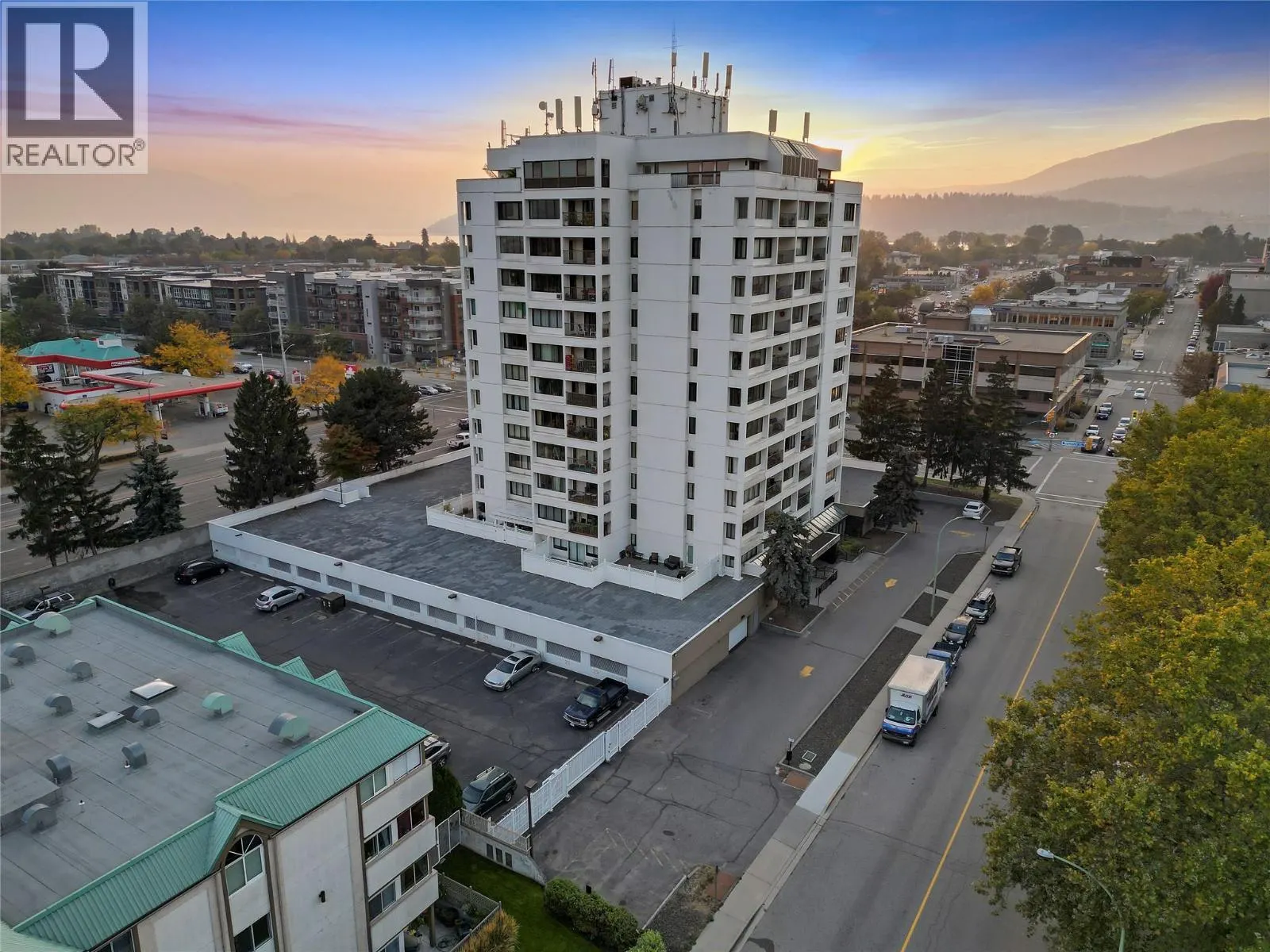 737 Leon Avenue Unit# 1206