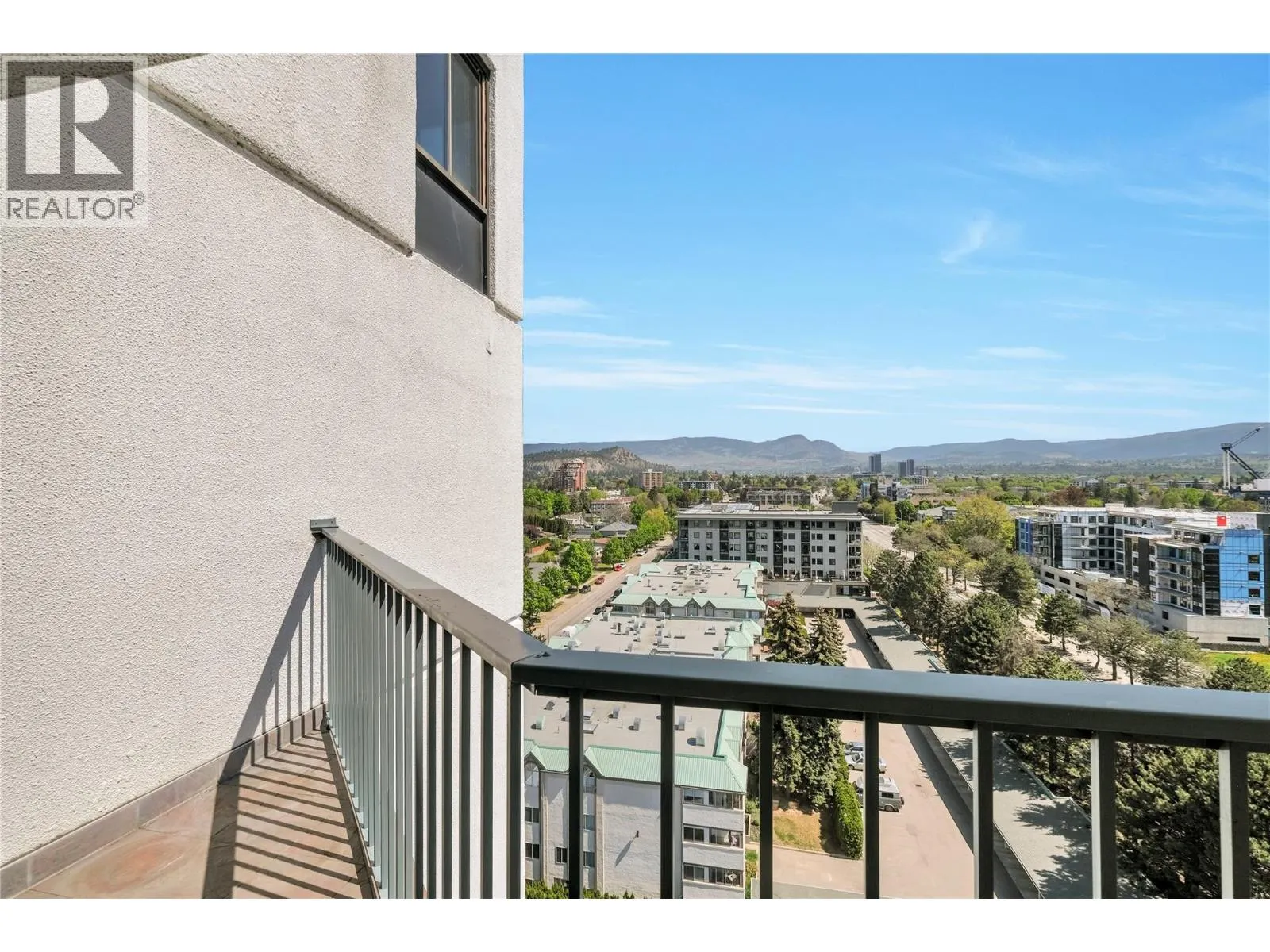737 Leon Avenue Unit# 1206