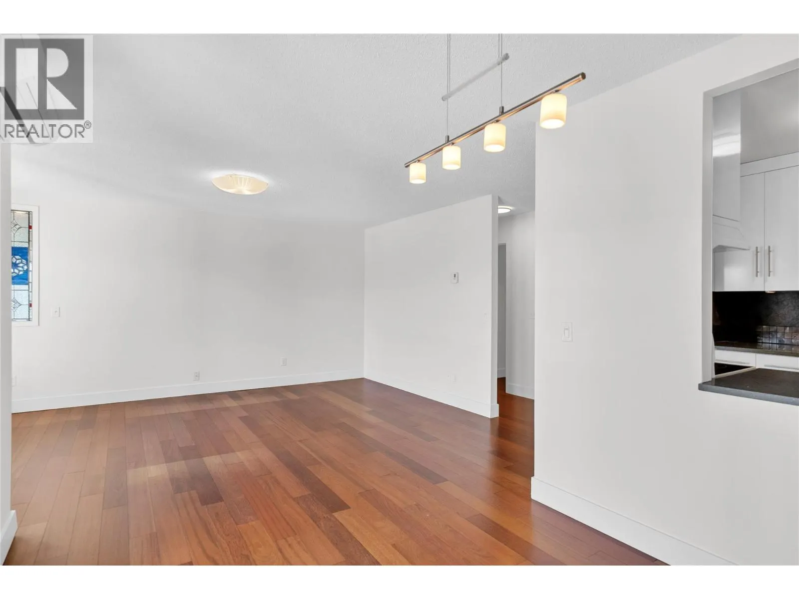 737 Leon Avenue Unit# 1206