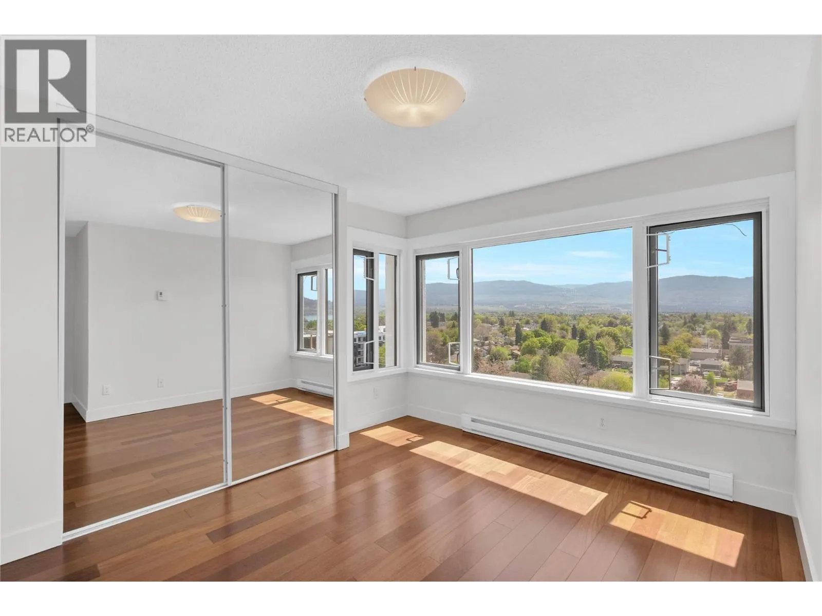 737 Leon Avenue Unit# 1206