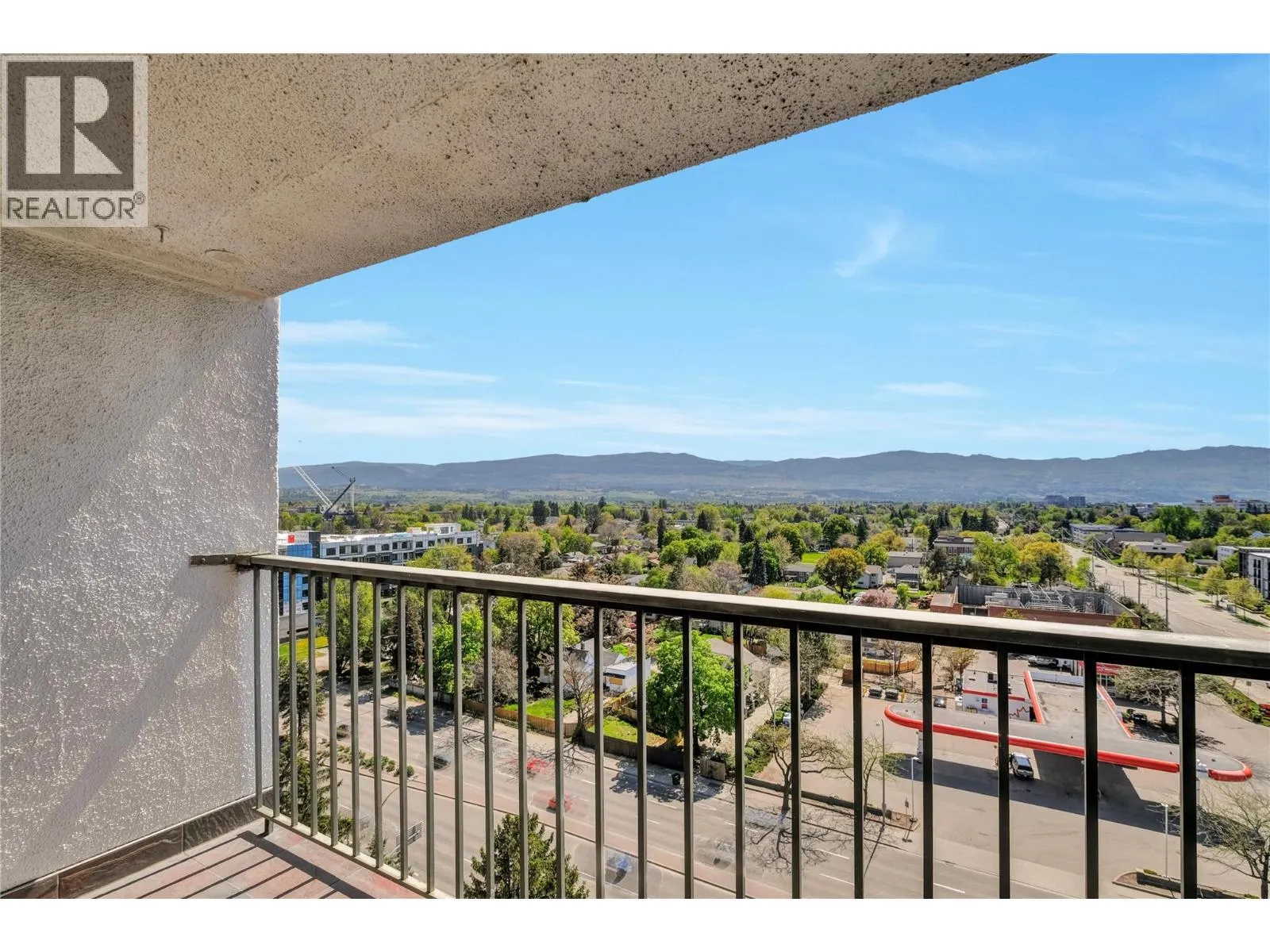 737 Leon Avenue Unit# 1206
