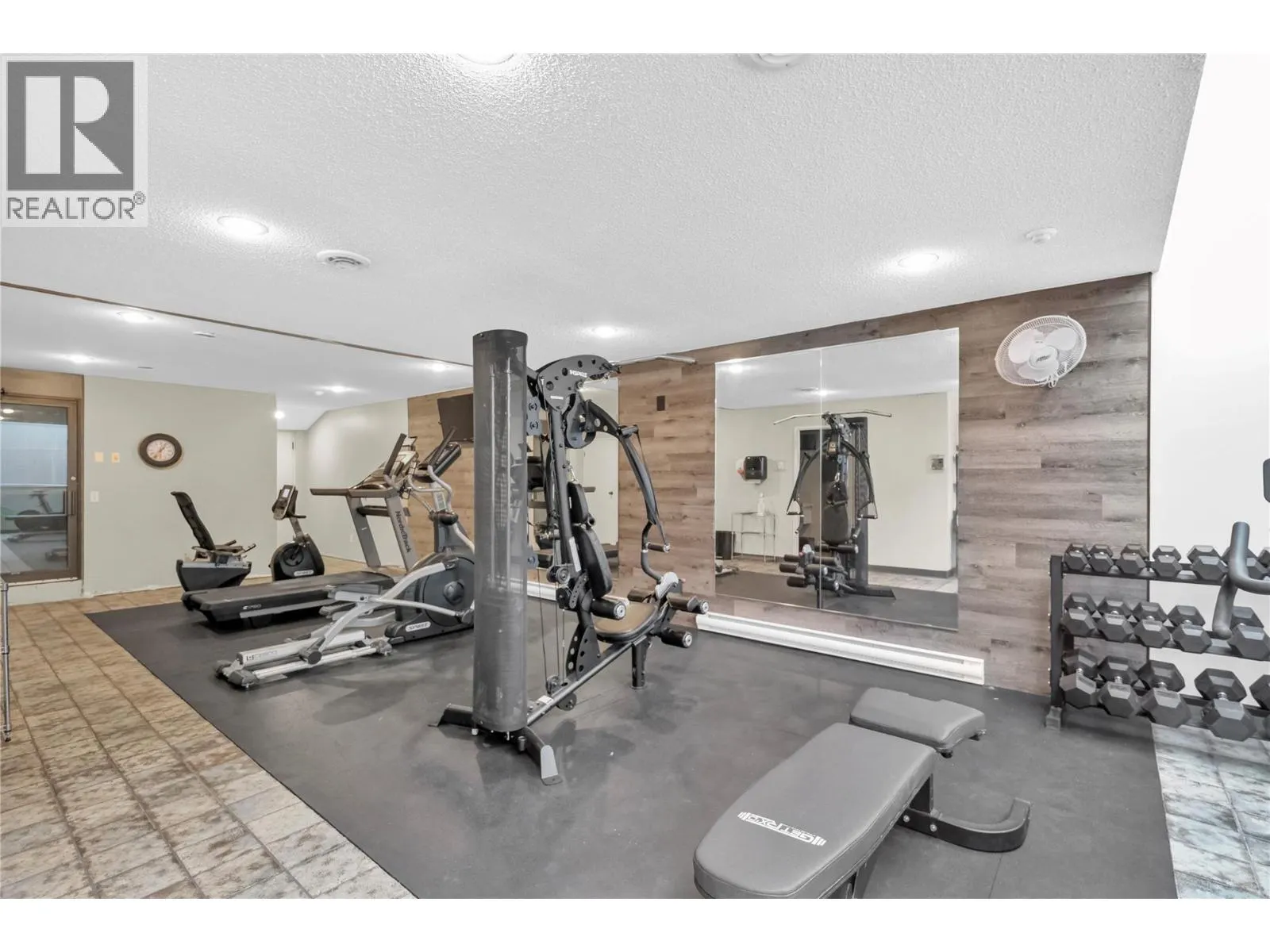 737 Leon Avenue Unit# 1206