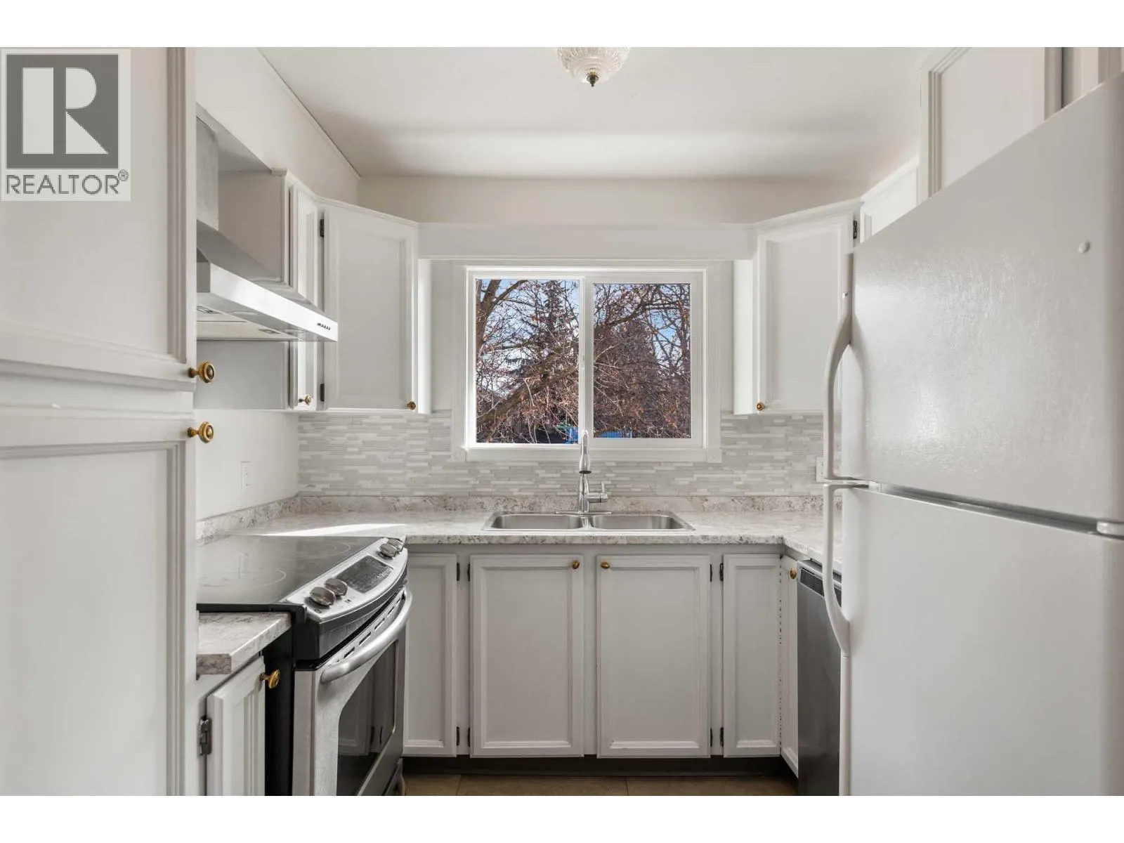 1985 Burtch Road Unit# 14