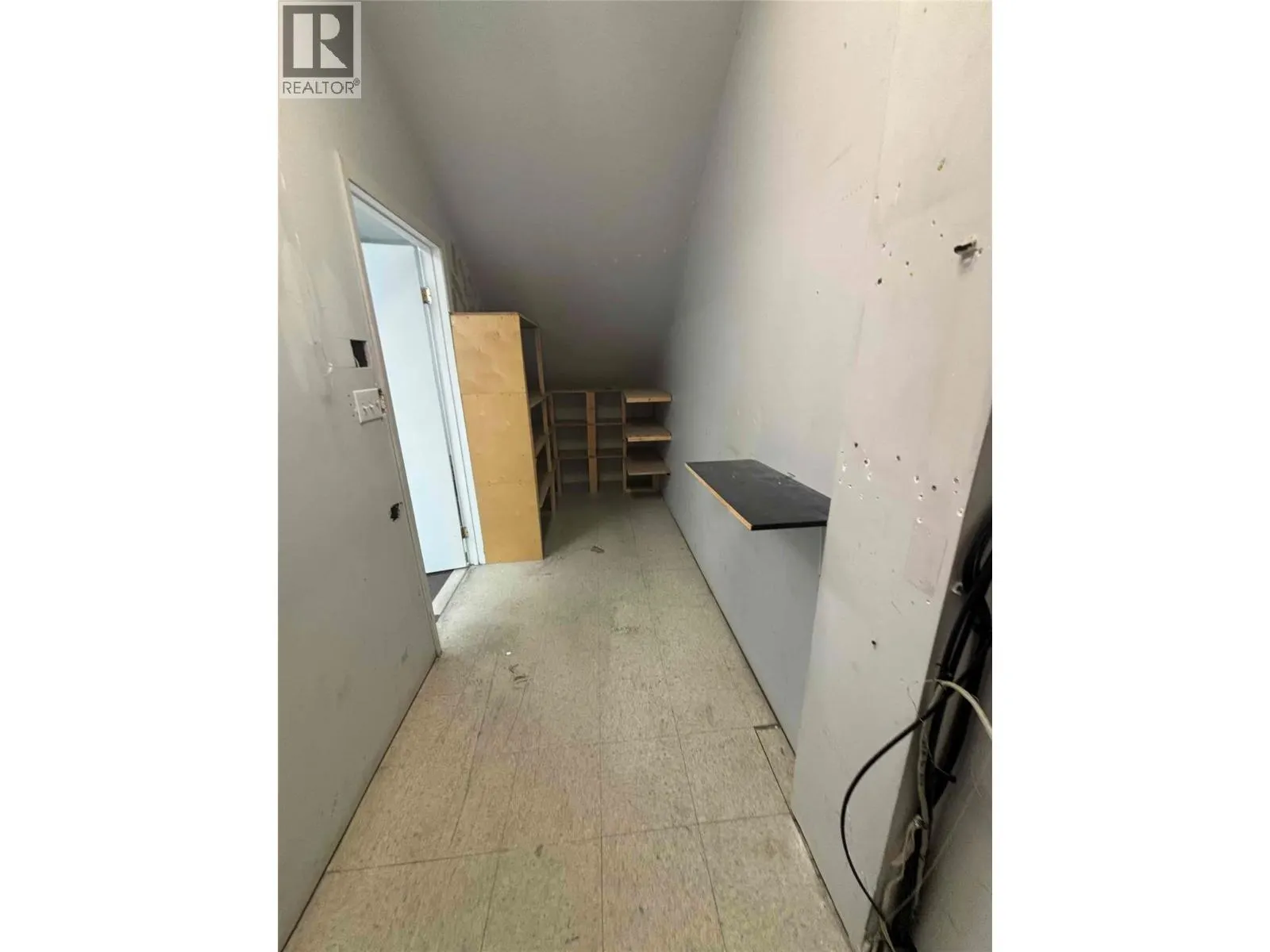 1715 Dickson Avenue Unit# 140