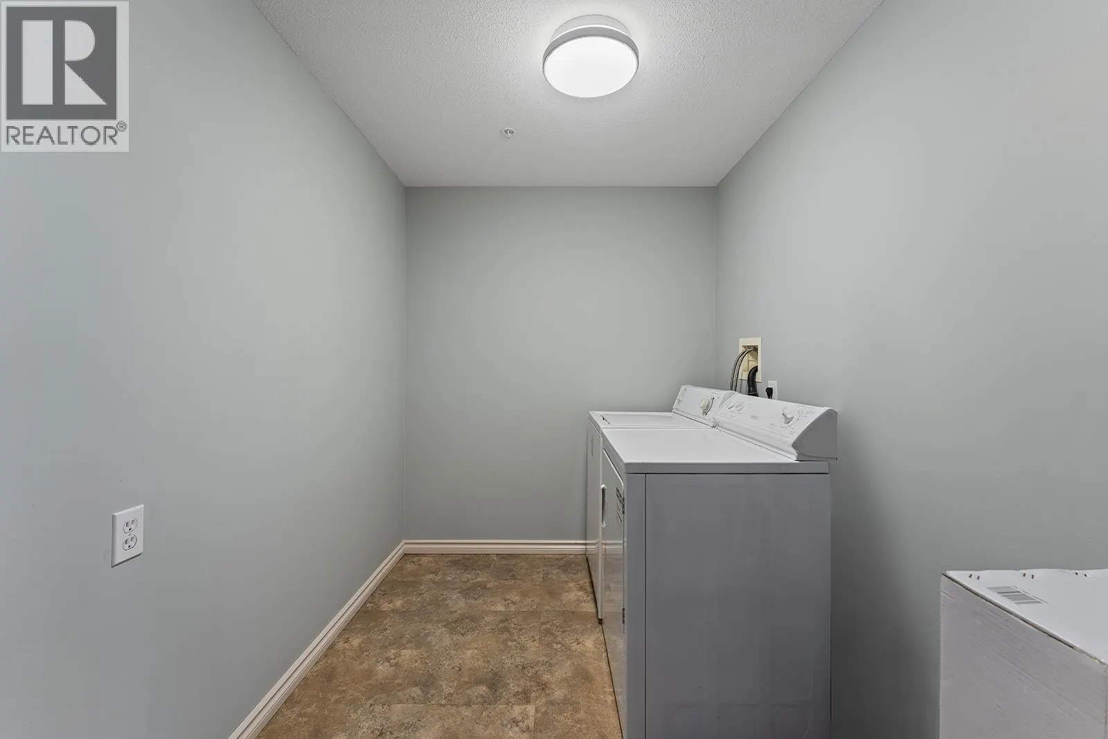 920 Saskatoon Road Unit# 214